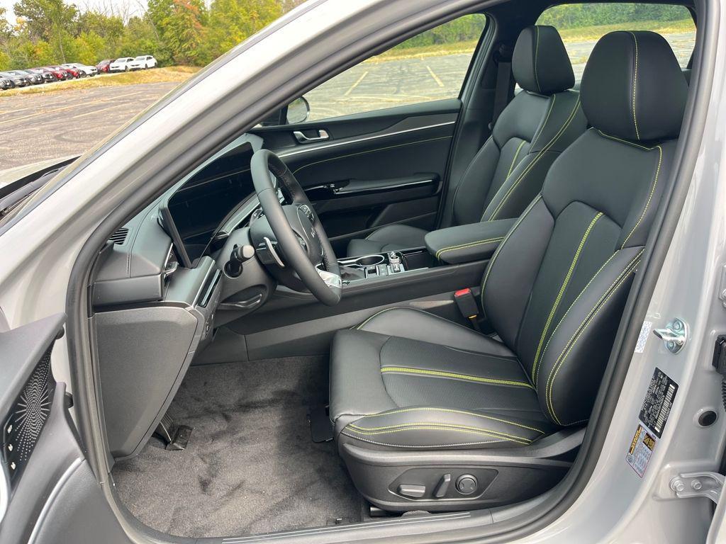 new 2026 Kia K5 car, priced at $38,157
