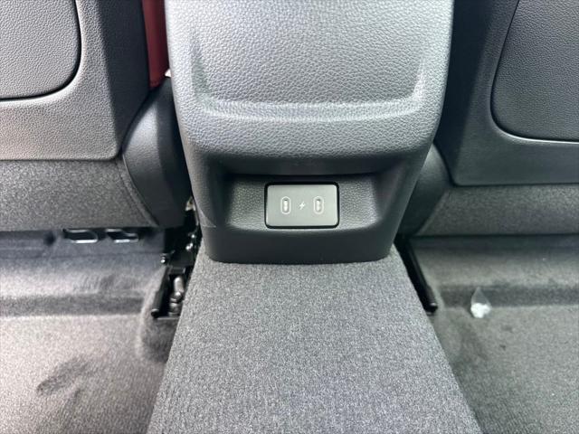 new 2025 Kia K5 car, priced at $32,879