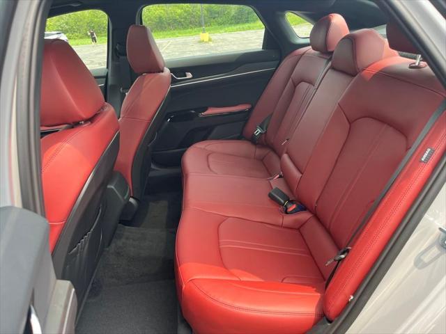 new 2025 Kia K5 car, priced at $30,959