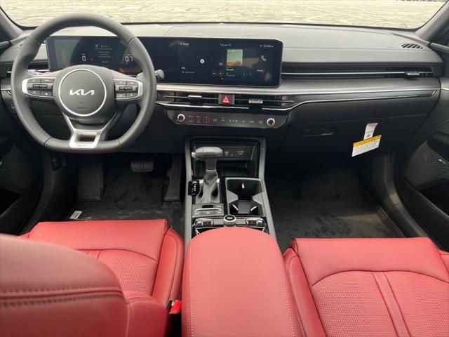 new 2025 Kia K5 car, priced at $30,959