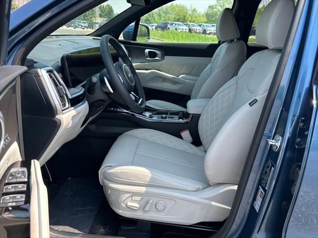 new 2025 Kia Sorento Hybrid car, priced at $46,798