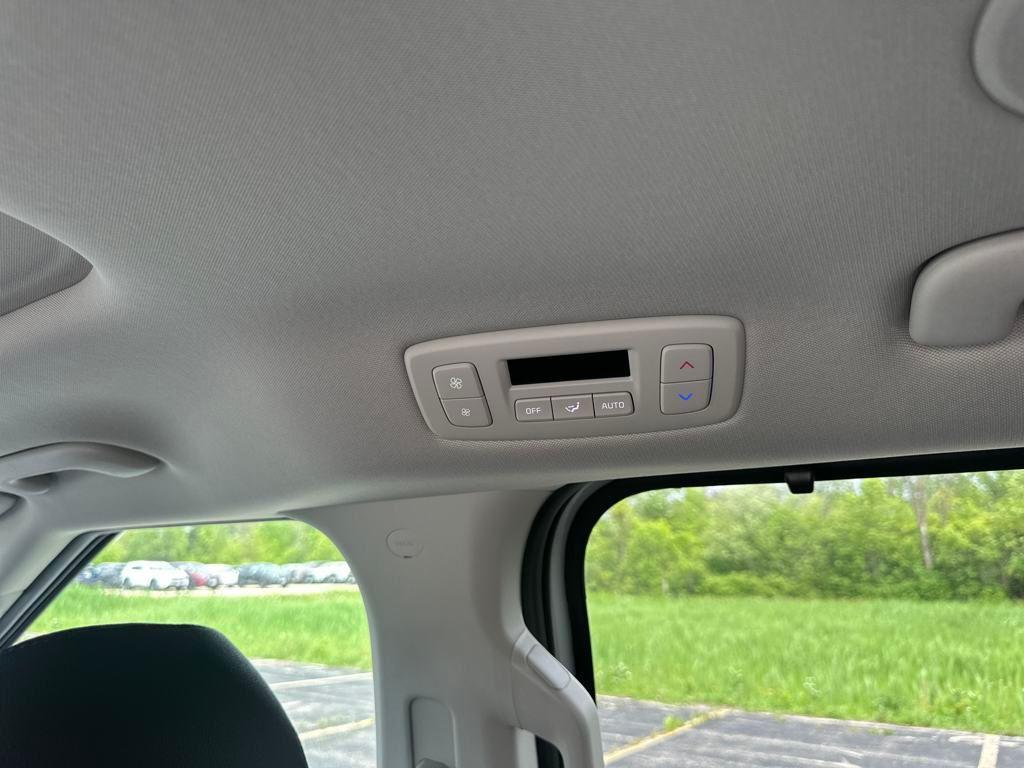 new 2026 Kia Carnival Hybrid car, priced at $52,549
