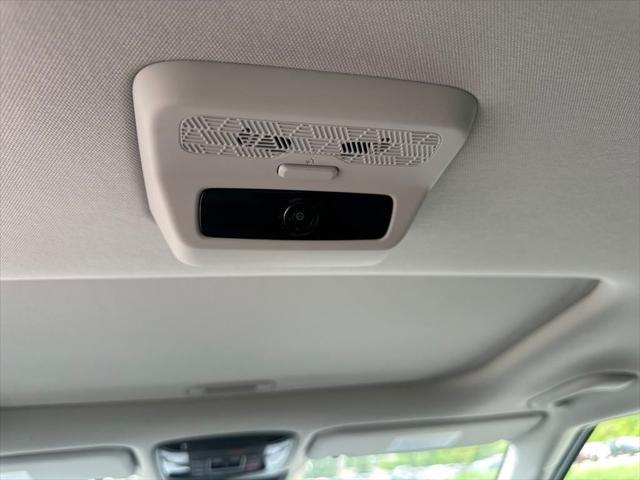 new 2026 Kia Carnival Hybrid car, priced at $55,315