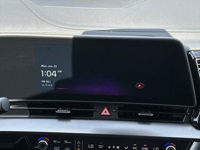 new 2025 Kia Sportage Hybrid car, priced at $31,832