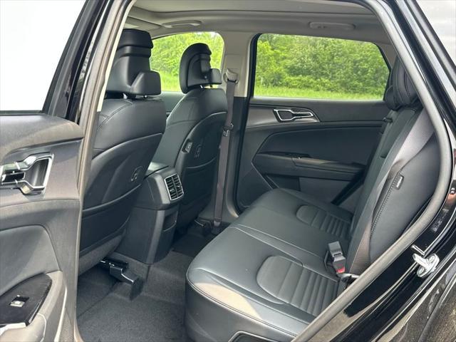 new 2025 Kia Sportage Hybrid car, priced at $38,192