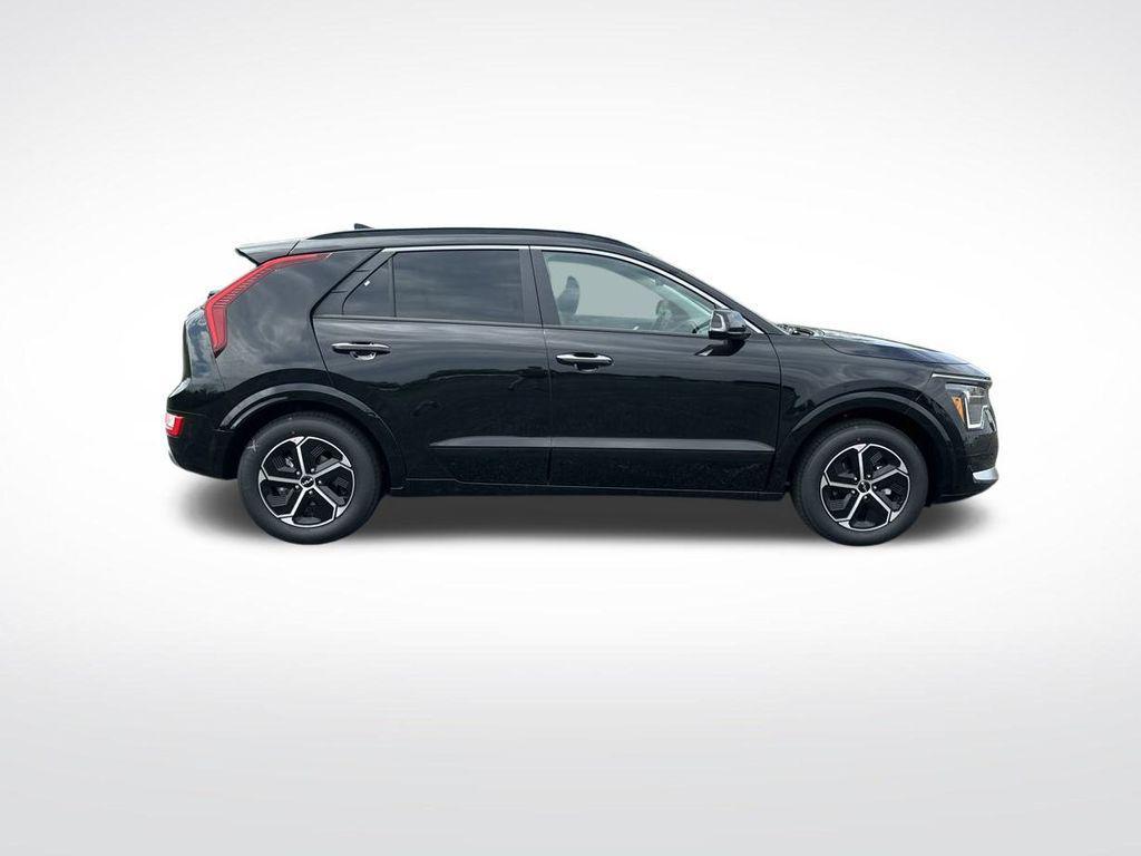 new 2025 Kia Niro car, priced at $33,663