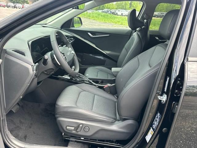 new 2025 Kia Niro car, priced at $33,839