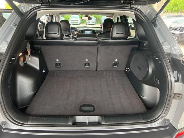 used 2022 Jeep Cherokee car, priced at $25,999
