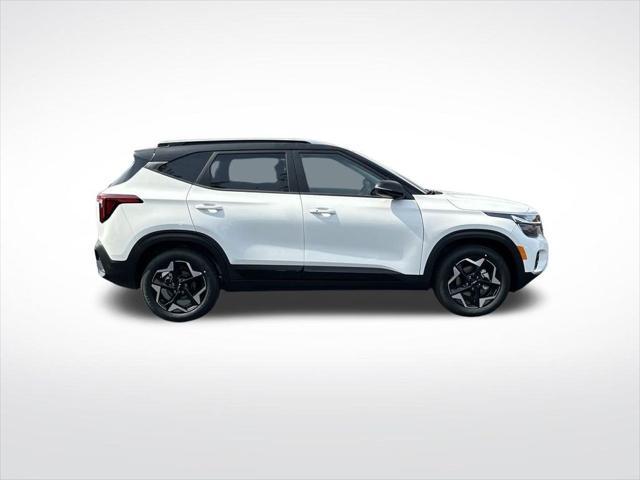 new 2025 Kia Seltos car, priced at $25,793