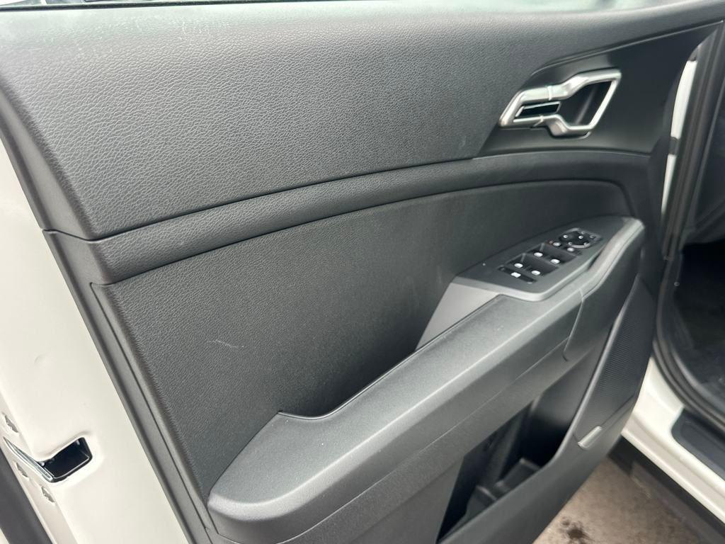 new 2026 Kia Sportage car, priced at $33,117