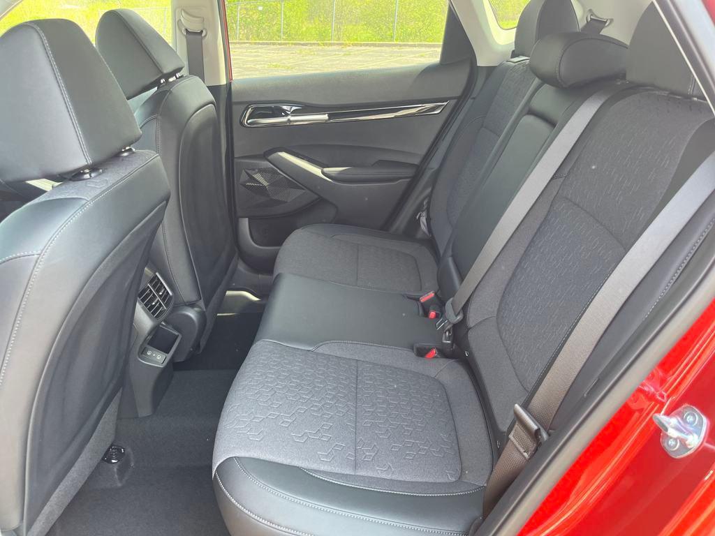 new 2025 Kia Seltos car, priced at $25,818
