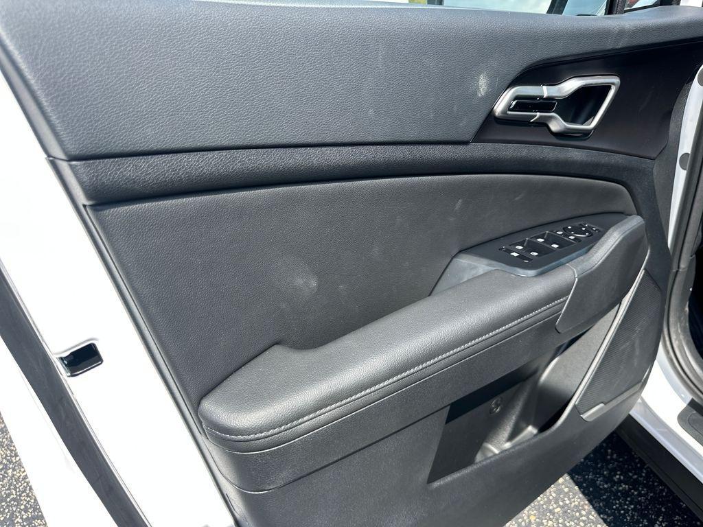 new 2026 Kia Sportage car, priced at $31,972