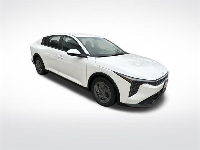 new 2025 Kia K4 car, priced at $22,378