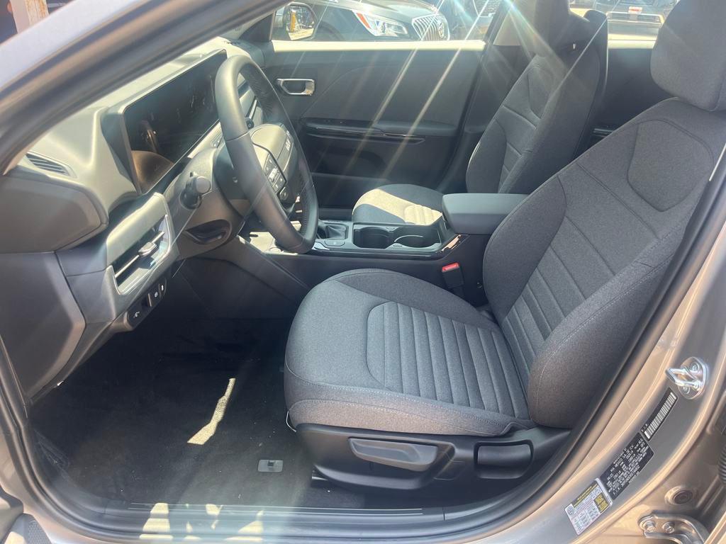 new 2025 Kia K4 car, priced at $24,301