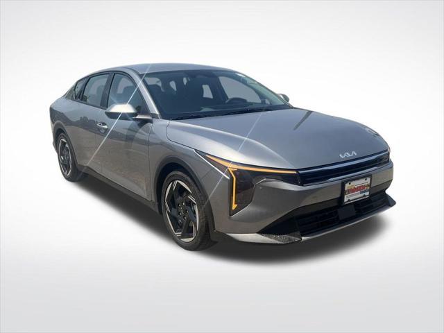 new 2025 Kia K4 car, priced at $24,335