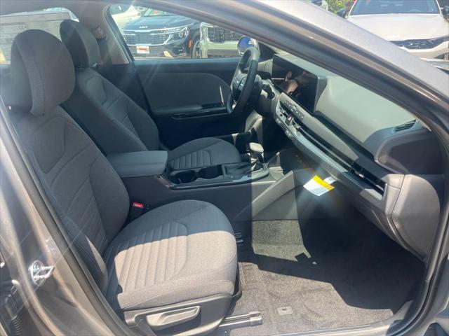 new 2025 Kia K4 car, priced at $24,335