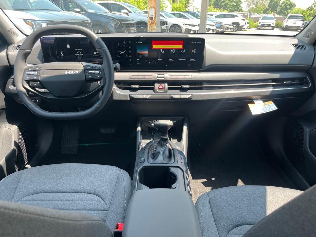 new 2025 Kia K4 car, priced at $24,301