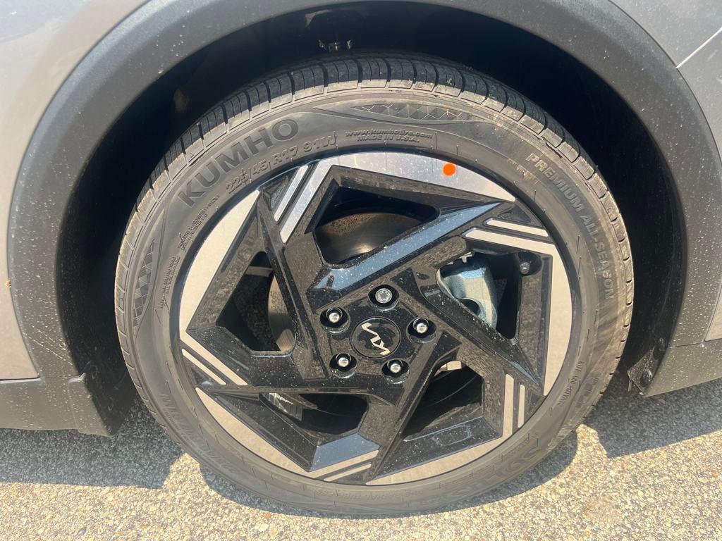 new 2025 Kia K4 car, priced at $24,301