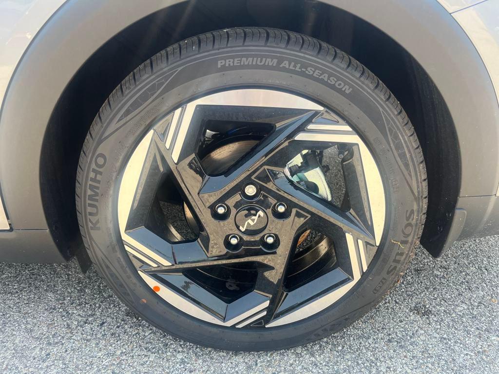 new 2025 Kia K4 car, priced at $24,301