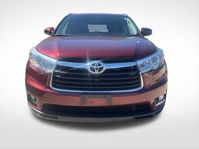 used 2014 Toyota Highlander car, priced at $23,265