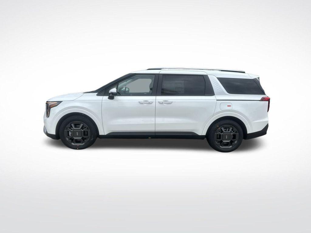 new 2026 Kia Carnival Hybrid car, priced at $43,890