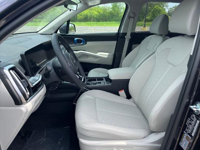 new 2025 Kia Sorento car, priced at $37,085