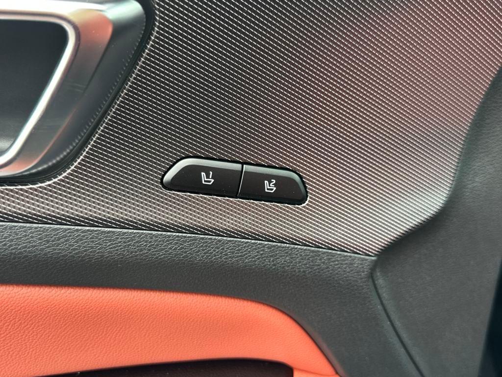 new 2025 Kia Sportage Hybrid car, priced at $36,992