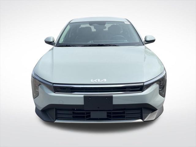 new 2025 Kia K4 car, priced at $24,323