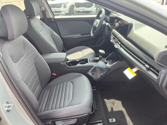 new 2025 Kia K4 car, priced at $24,323
