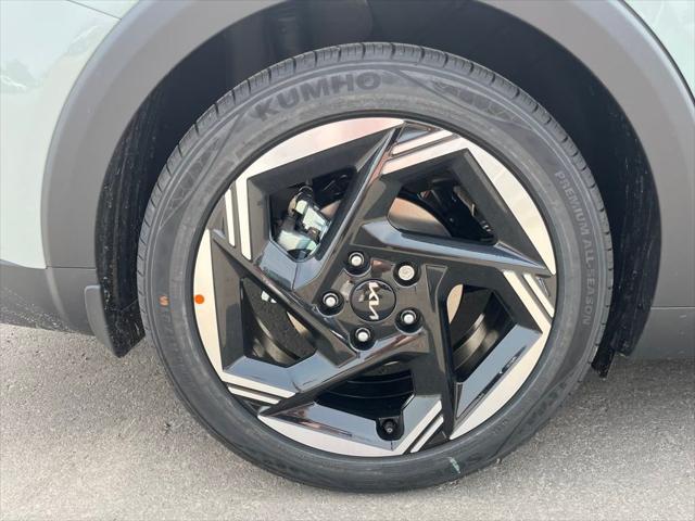 new 2025 Kia K4 car, priced at $24,323