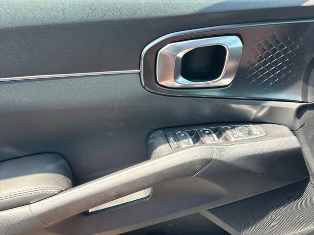 new 2025 Kia Sorento car, priced at $36,873