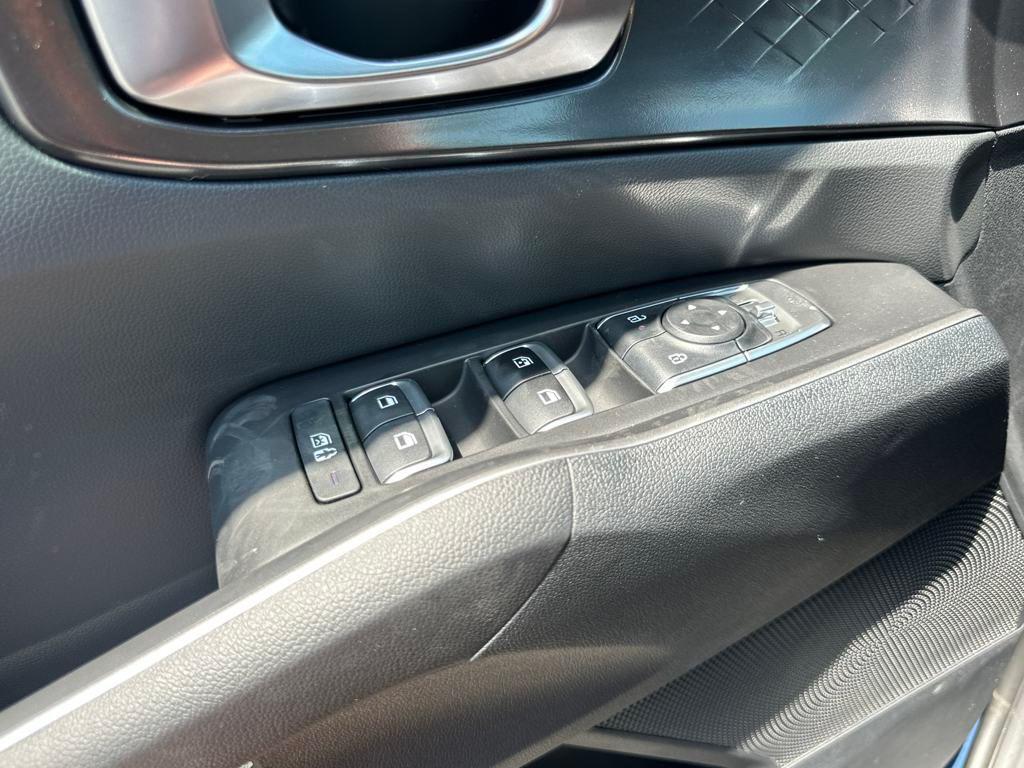 new 2025 Kia Sorento car, priced at $36,725