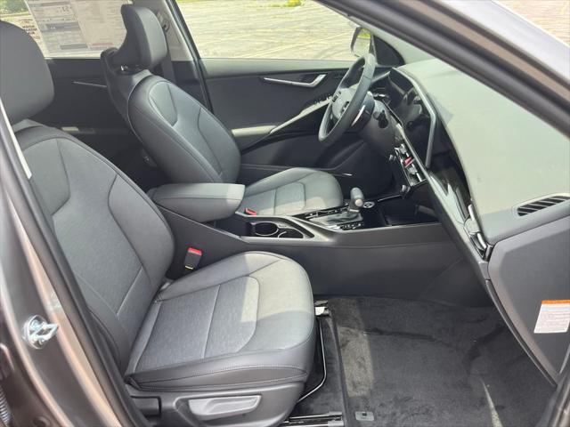 new 2025 Kia Niro car, priced at $32,788