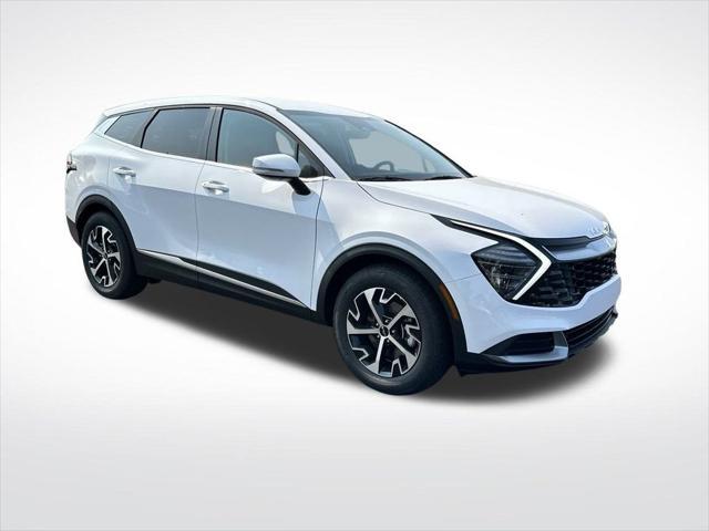 new 2025 Kia Sportage car, priced at $30,184