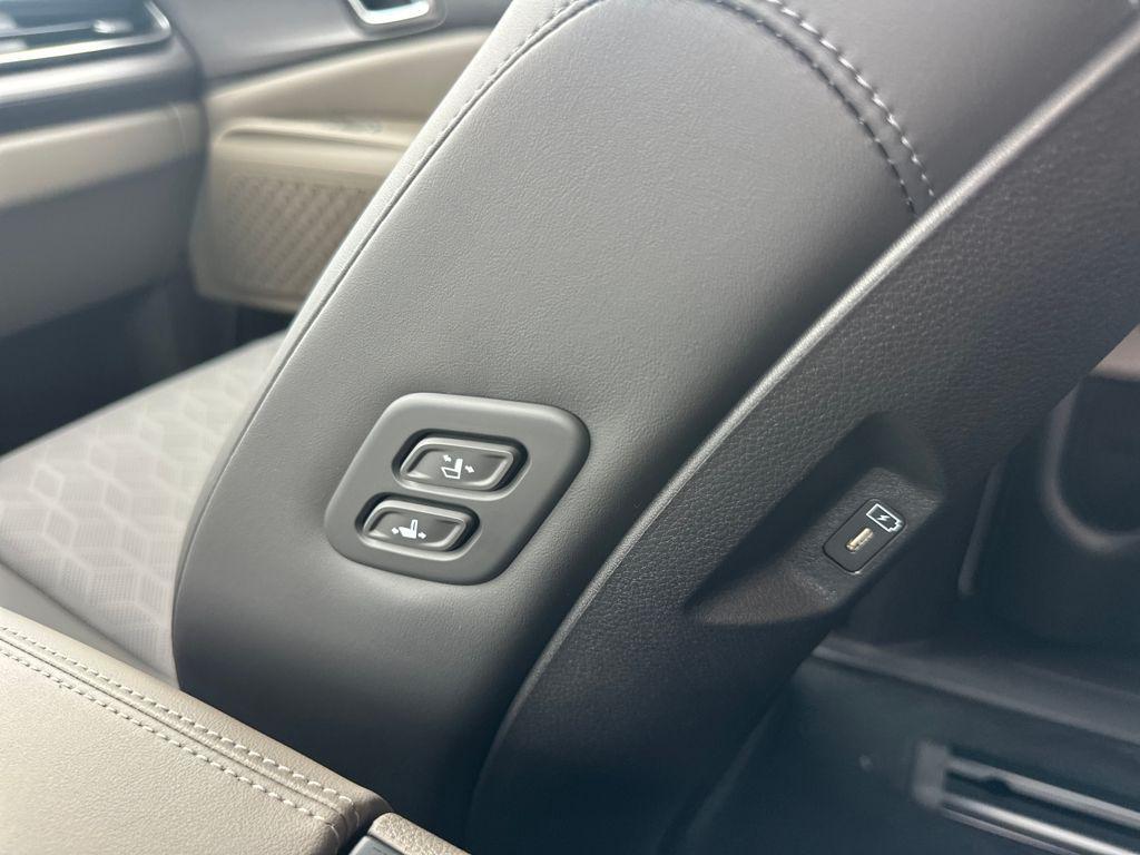 new 2026 Kia Carnival car, priced at $42,019