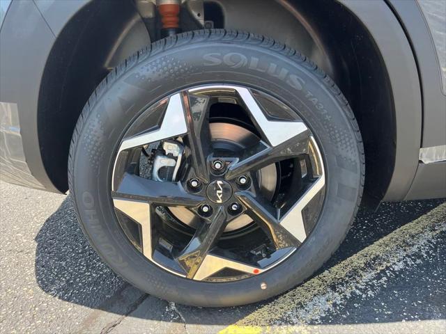 new 2025 Kia Seltos car, priced at $26,318
