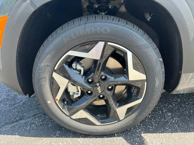 new 2025 Kia Seltos car, priced at $26,318