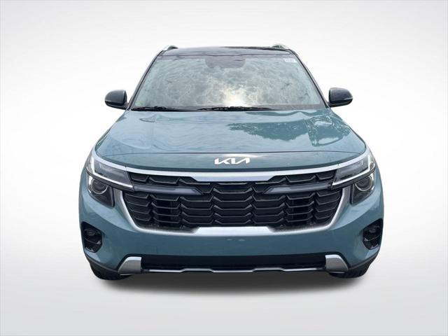 new 2025 Kia Seltos car, priced at $25,221