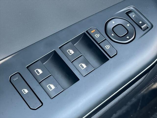 new 2025 Kia K4 car, priced at $23,153