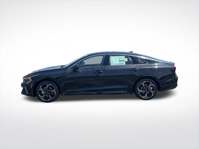 new 2025 Kia K5 car, priced at $30,305