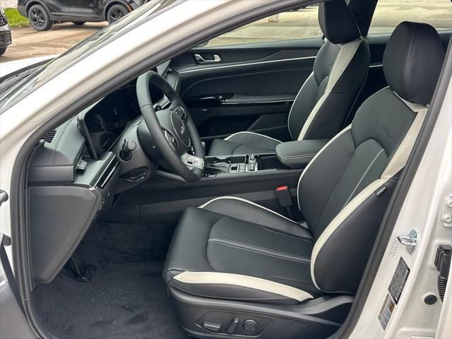 new 2025 Kia K5 car, priced at $32,442