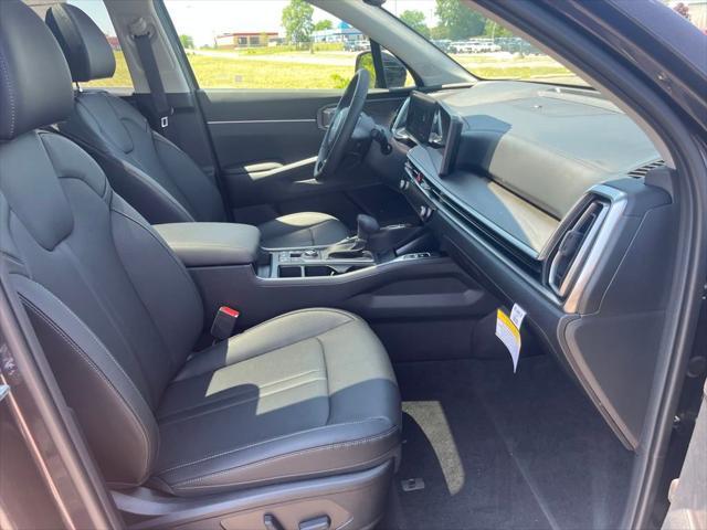 new 2025 Kia Sorento car, priced at $41,275