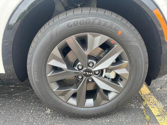 new 2025 Kia Sportage Hybrid car, priced at $38,563