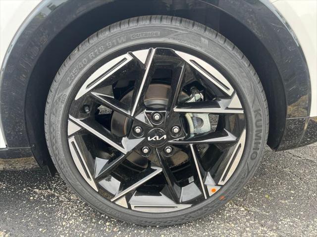 new 2025 Kia K4 car, priced at $27,342