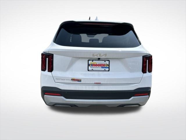 new 2025 Kia Sorento car, priced at $31,990