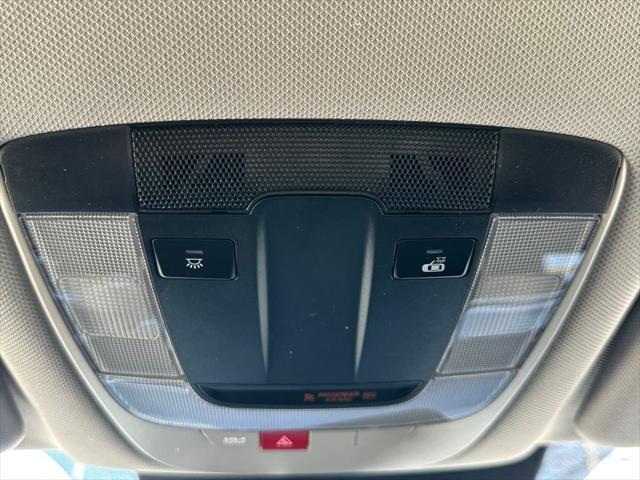 new 2025 Kia Sorento car, priced at $32,674