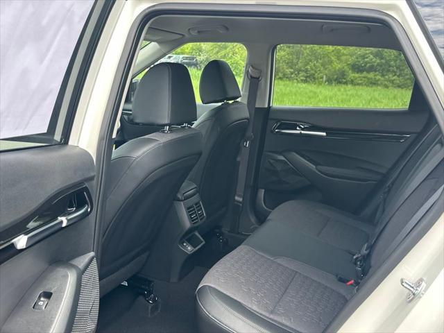 new 2025 Kia Seltos car, priced at $25,921