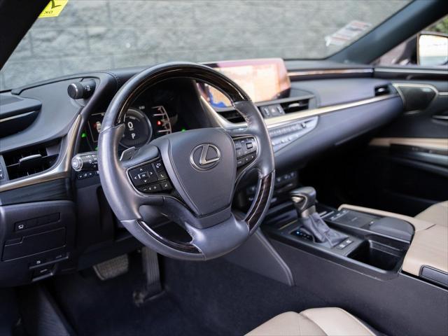 used 2021 Lexus ES 300h car, priced at $28,799