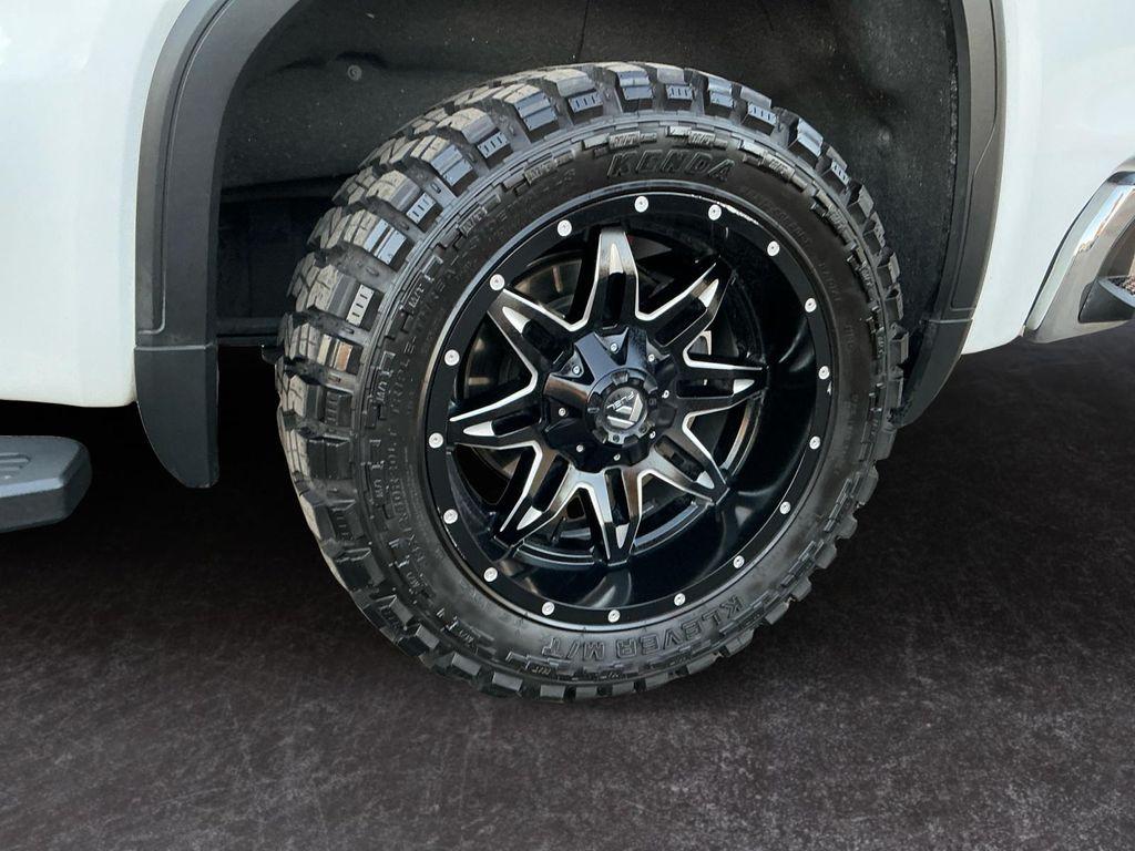 used 2021 GMC Sierra 1500 car, priced at $40,599