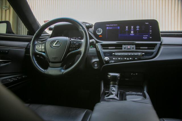 used 2022 Lexus ES 350 car, priced at $32,299